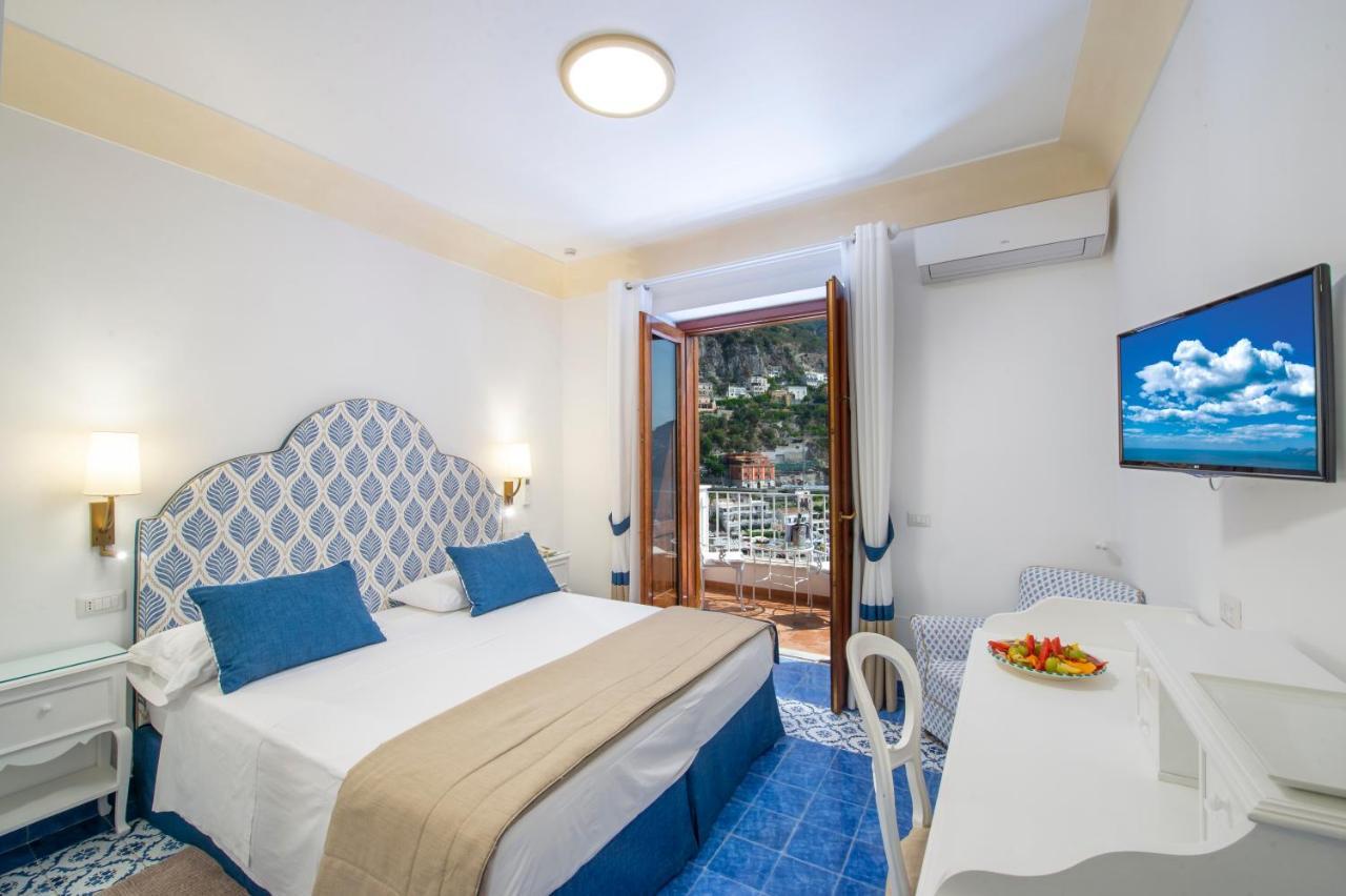 Superior Double or Twin Room Sea View